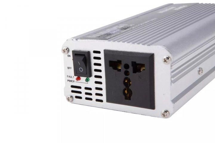 Перетворювач напруги автомобільний TBE DC12V-AC220V 600-900W, інвертор для машини Сріблястий TBE-900W_300 фото